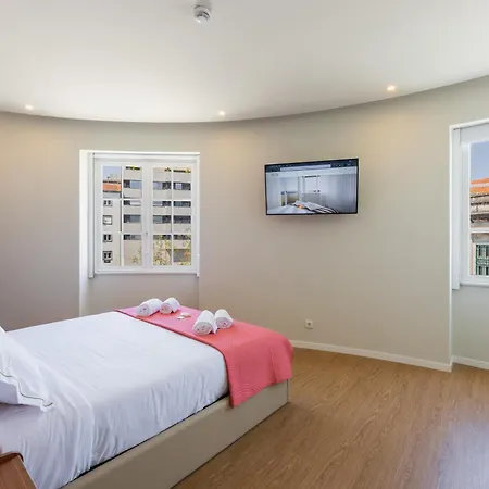 Bestvillas Plaza * Брага