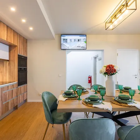 Апартаменты Bestvillas Plaza