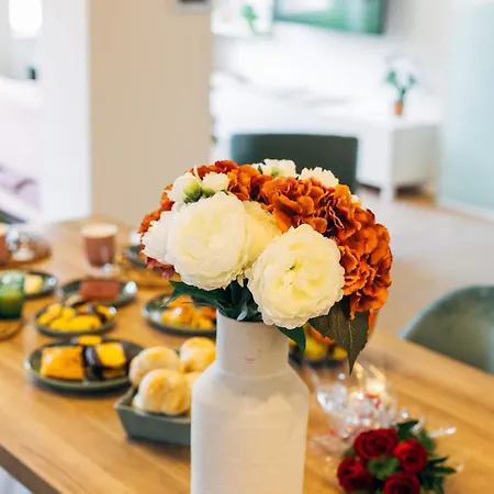 Bestvillas Plaza Апартаменты