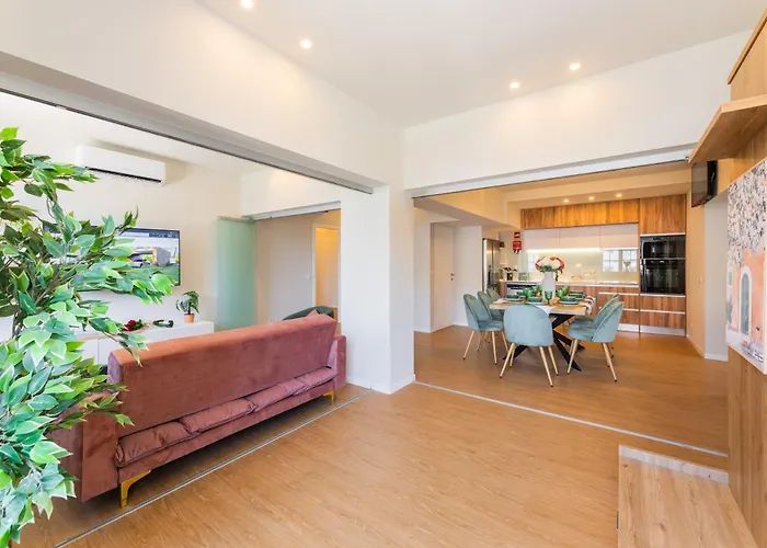 Διαμέρισμα Bestvillas Plaza