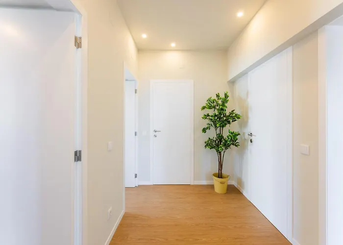 شقة Bestvillas Plaza *